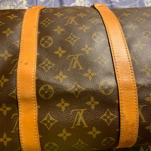 Authentic LV Keepall 55 bando w/o strap - Picture 6 of 15